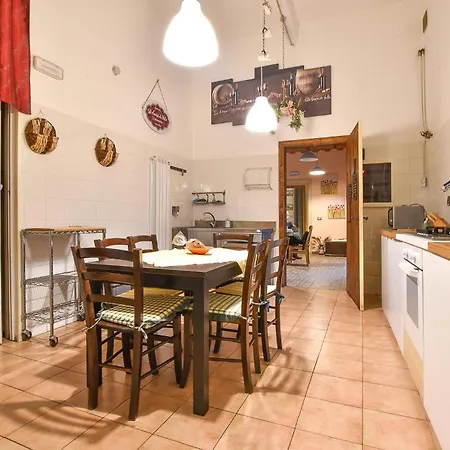 Amazing In With Kitchen *