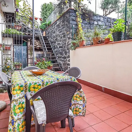 Amazing In With Kitchen